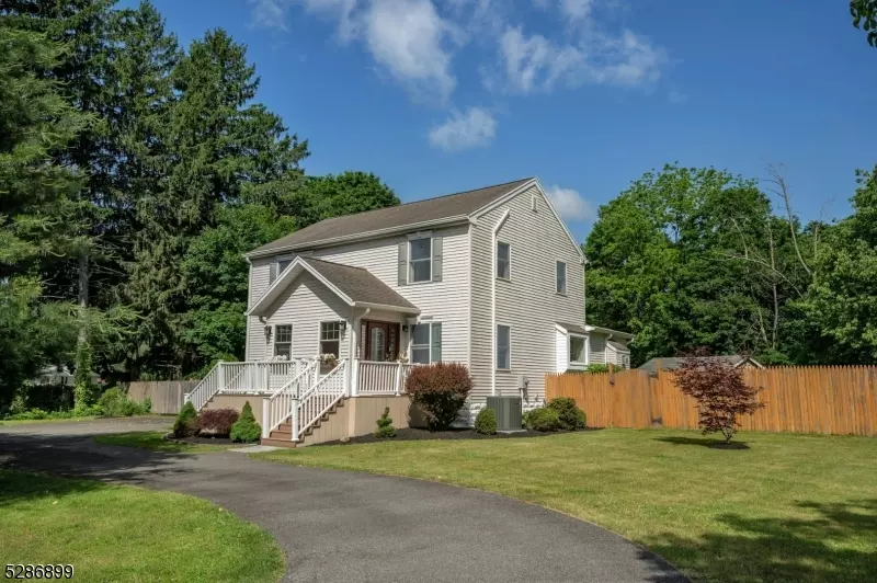 52 East Ave, Washington Twp., NJ 07840