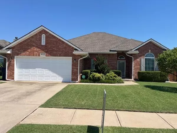 8421 NW 77th Place, Oklahoma City, OK 73132