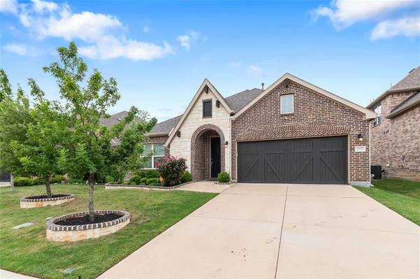 2827 Hackberry Creek Trail, Celina, TX 75078