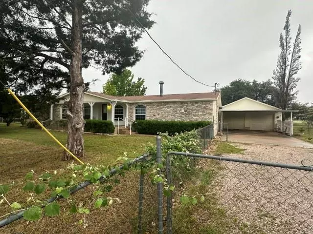 100 Private 907 Road, Liberty Hill, TX 78642