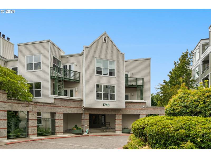 1710 S HARBOR WAY #C-306, Portland, OR 97201