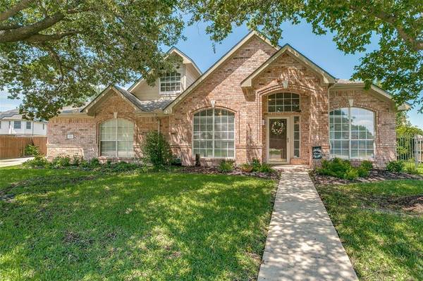 106 Rolling Rock Drive, Trophy Club, TX 76262