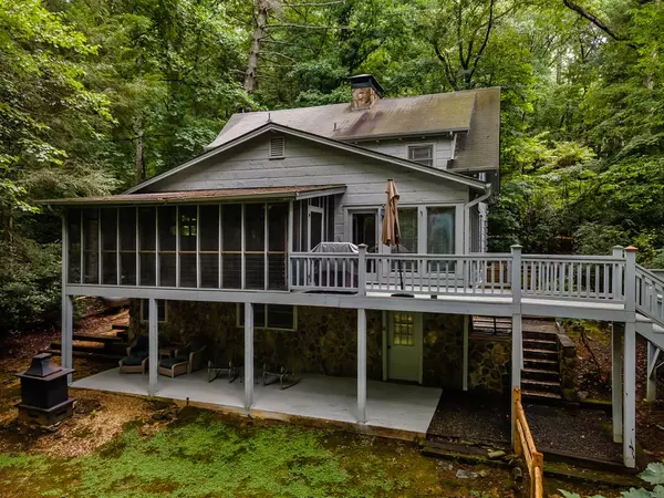 41 River Bend Court, Ellijay, GA 30540