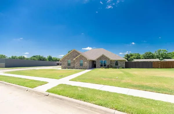 Whitesboro, TX 76273,310 Ella Street