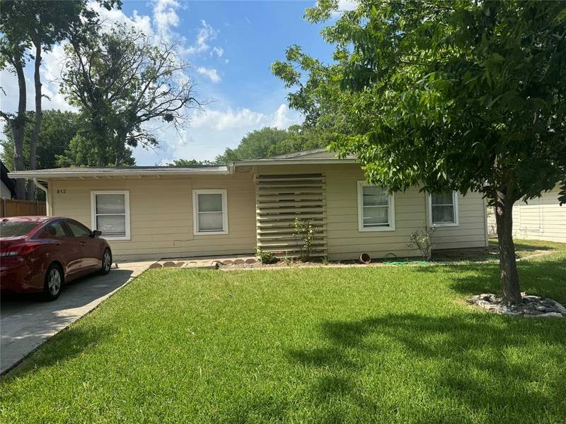 813 Travis Street, Garland, TX 75040