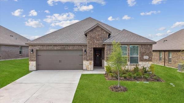 4339 Paxton Drive, Forney, TX 75126