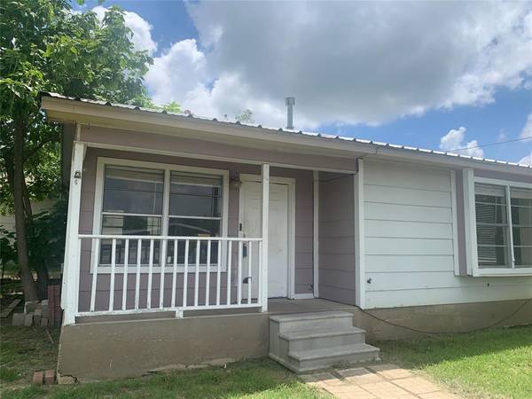 402 N Baker Street, Ferris, TX 75125