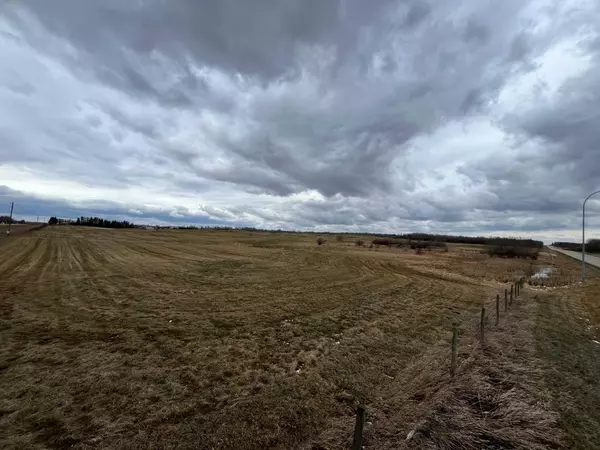 Rural Leduc County, AB T0B 3M1,Secondary Highway 625 Highway 21