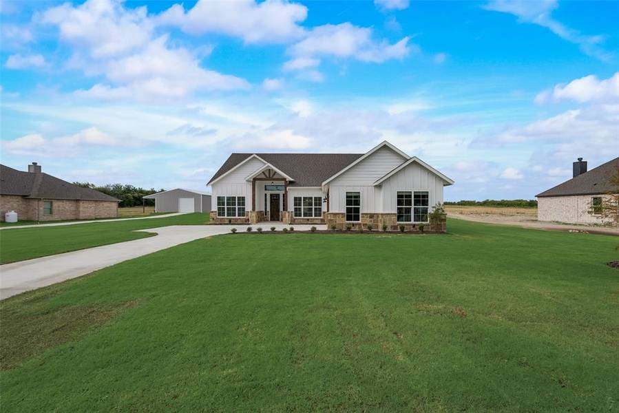 8481 Davidson Road, Sanger, TX 76266