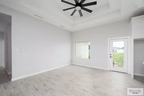 Los Fresnos, TX 78566,32813 NAYELI ST