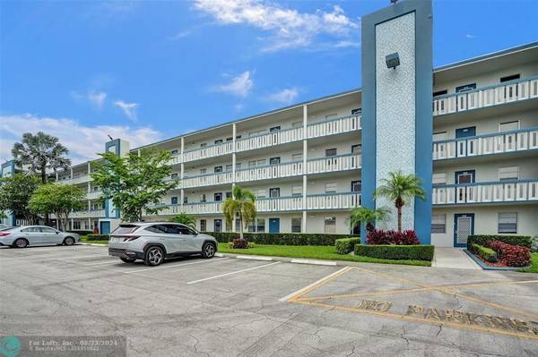 Boca Raton, FL 33434,3004 Lincoln A  #3004