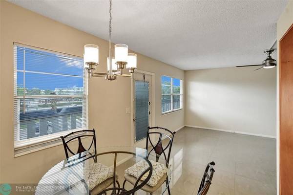 Boca Raton, FL 33434,3004 Lincoln A  #3004