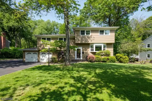 78 Robbins Ave, Berkeley Heights Twp., NJ 07922