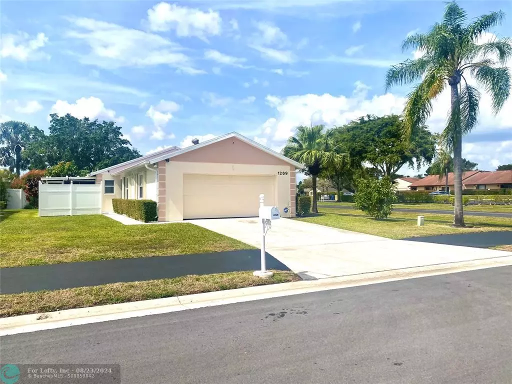 West Palm Beach, FL 33409,1269 Slash Pine Cir