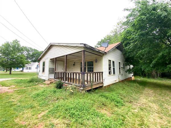 414 N Fort Street,  Palestine,  TX 75801