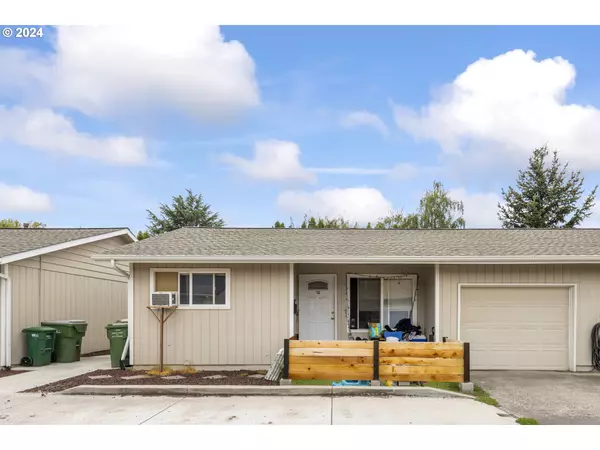 Newberg, OR 97132,504 E 9TH 10 ST