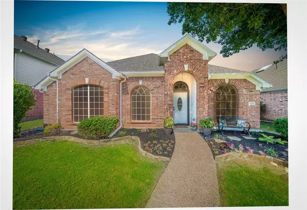 1212 Courtney Lane, Lewisville, TX 75077