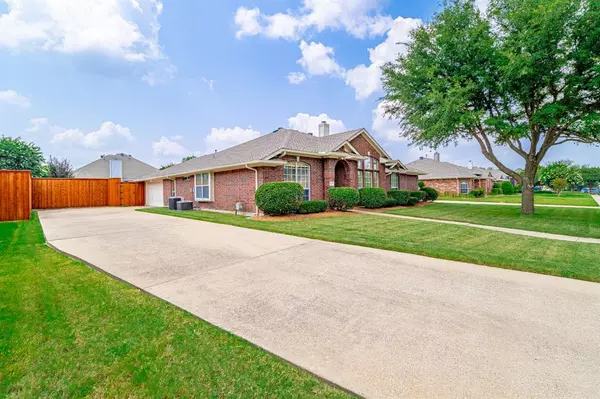 Murphy, TX 75094,448 Parkshire Drive