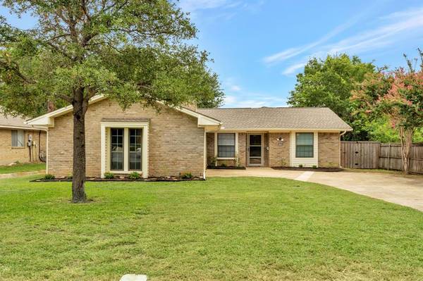 2106 Southmoor Drive,  Carrollton,  TX 75006