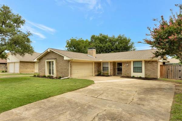 Carrollton, TX 75006,2106 Southmoor Drive