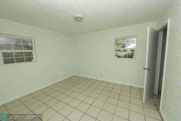 Fort Lauderdale, FL 33311,1128-1132 NW 5th Ct