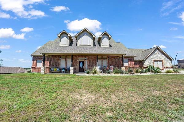 230 Canyon Creek Circle, Weatherford, TX 76087