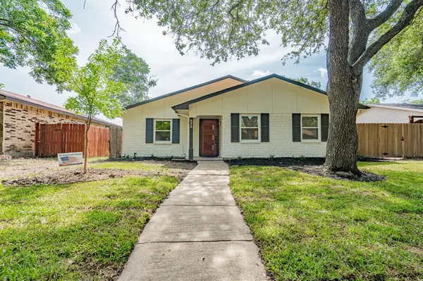 Garland, TX 75043,2702 Emberwood Drive