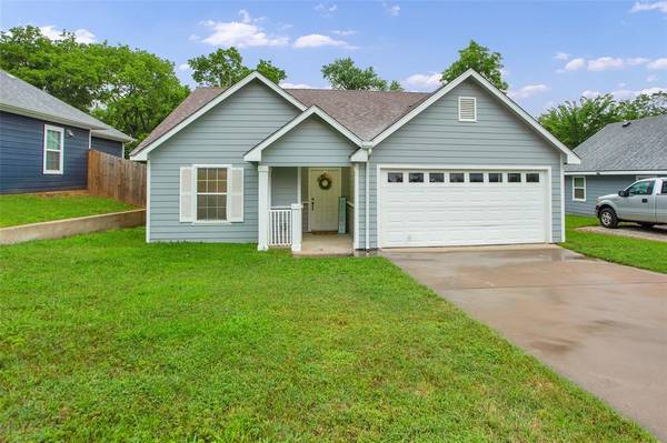 903 W Elm Street, Denison, TX 75020