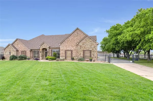 408 Lonesome Star Trail,  Haslet,  TX 76052