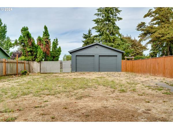 Eugene, OR 97402,284 WAITE ST