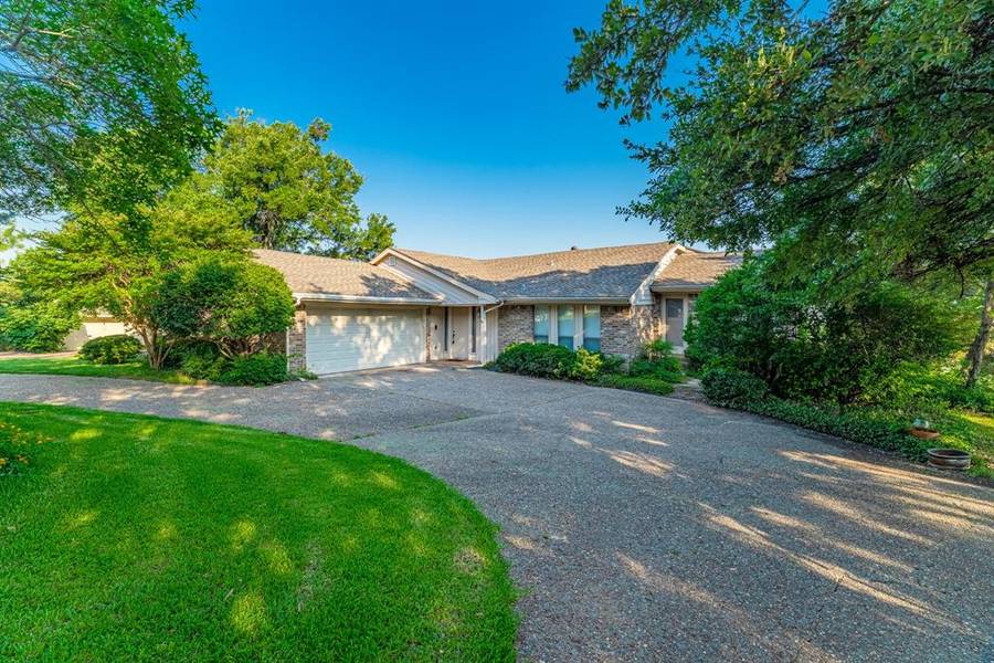 237 Oak Hill Drive, Trophy Club, TX 76262