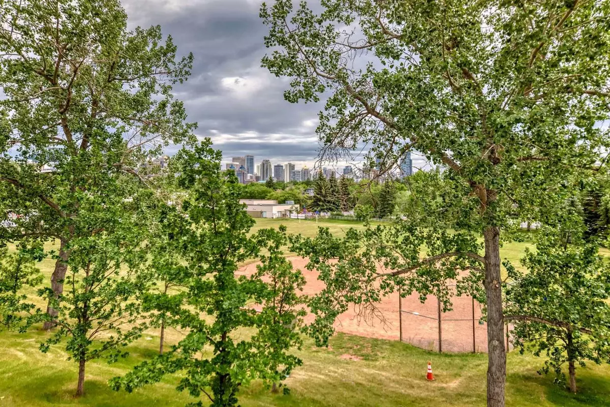 Calgary, AB T2N0Z3,1435 7 AVE NW #343