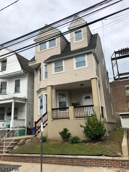305 S 11Th St, Newark City, NJ 07103