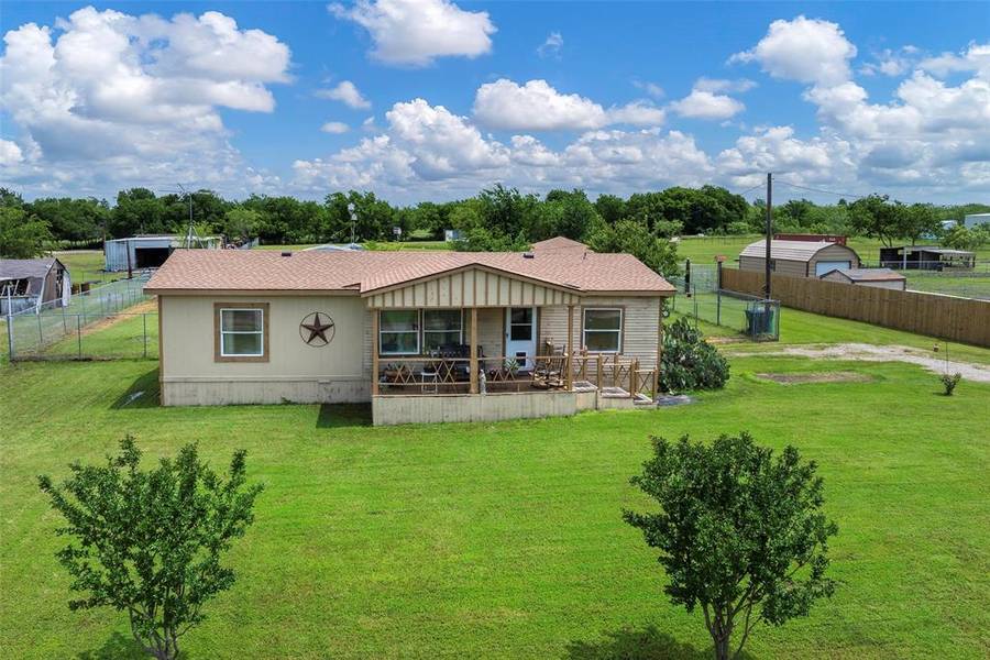 6491 Norton Drive, Terrell, TX 75160