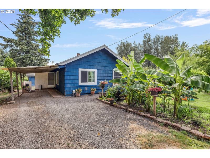 25460 S BARLOW RD, Canby, OR 97013