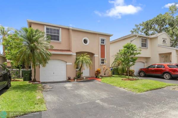 11852 NW 13th St,  Pembroke Pines,  FL 33026