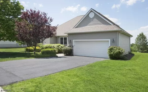 5 Little Tarn Ct, Hardyston Twp., NJ 07419