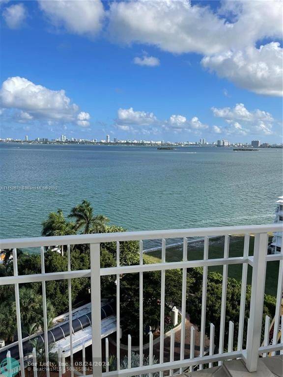 Miami, FL 33138,4000 Towerside Ter  #1104