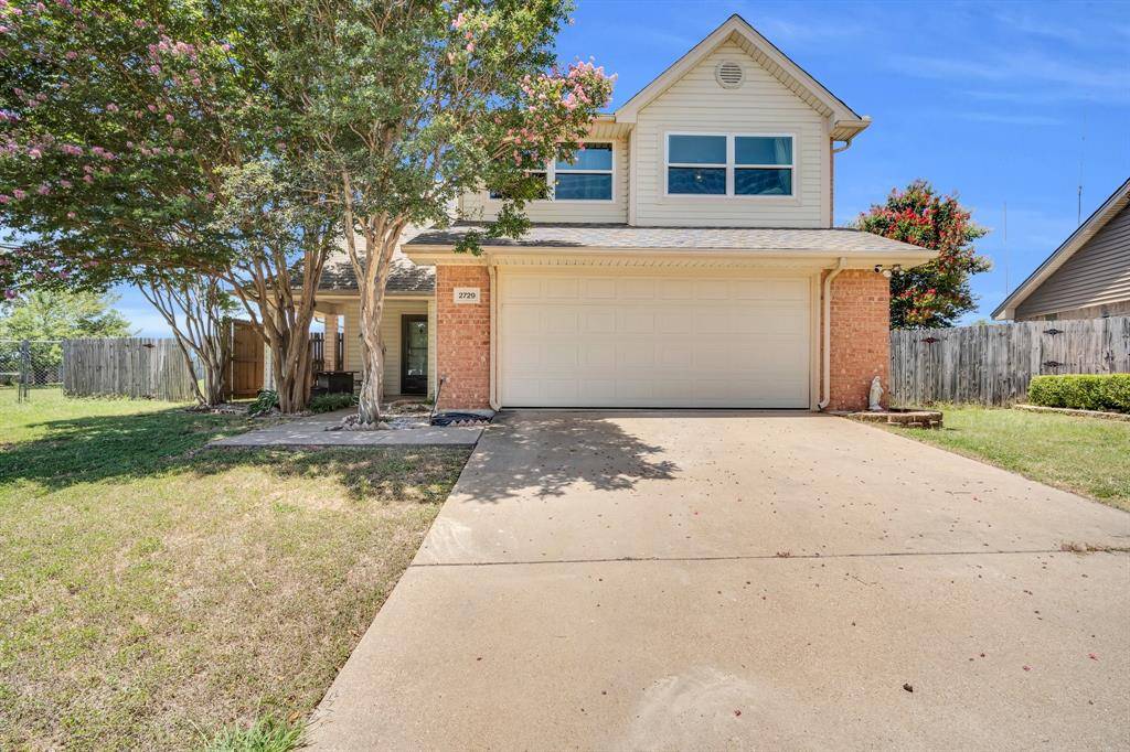 2729 Star Avenue, Glenn Heights, TX 75154