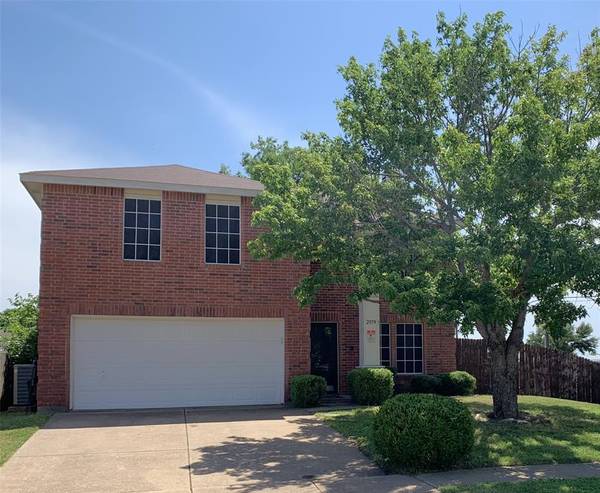 2979 Santa Sabina Drive,  Grand Prairie,  TX 75052