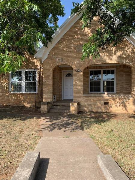 600 Lamar, Sweetwater, TX 79556