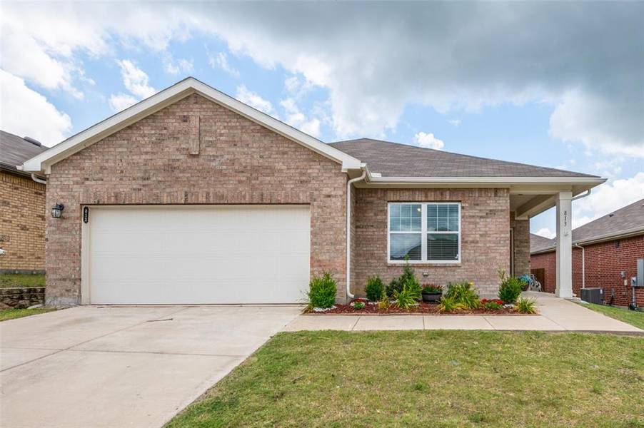 813 Peach Tree Lane, Anna, TX 75409