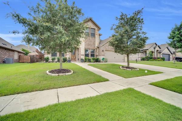 416 Valley Brook Court,  Waxahachie,  TX 75165