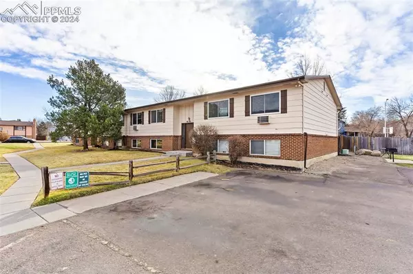 6602 W Dublin LOOP #1, Colorado Springs, CO 80918