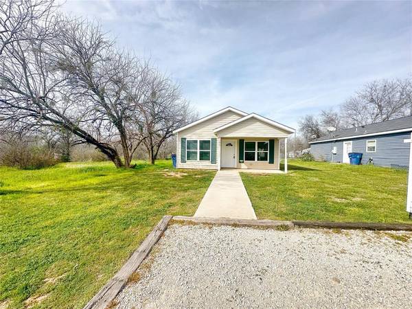 Graham, TX 76450,1305 Blewett Street