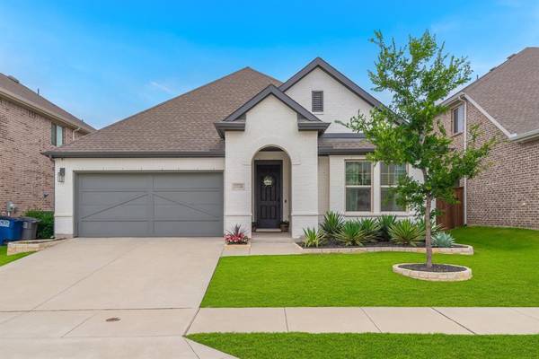 3720 Trail Creek Drive, Little Elm, TX 75068