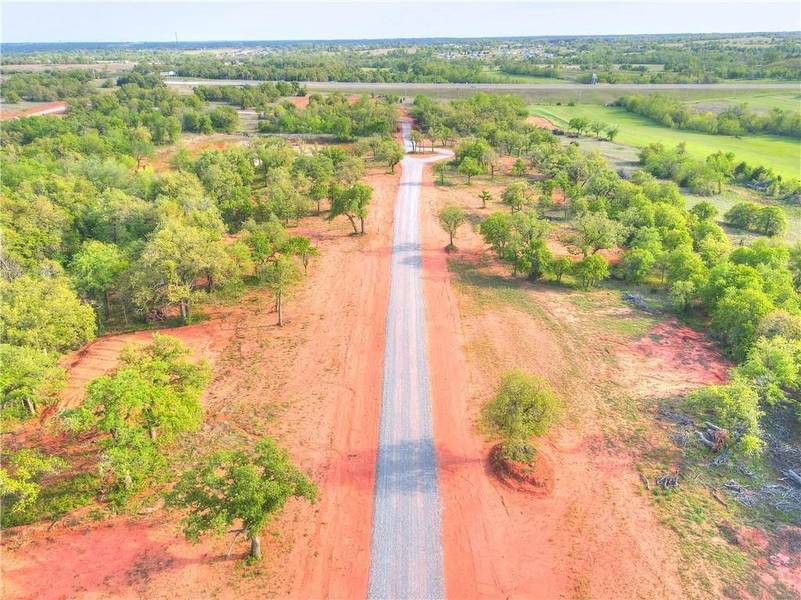 1229 Jerzee Mae Road, Blanchard, OK 73010