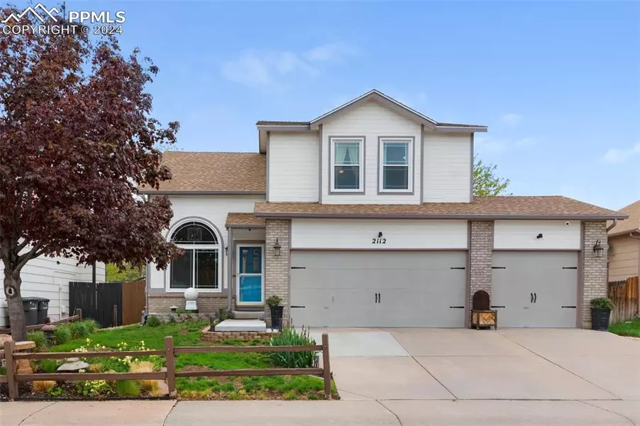 2112 Bent Tree LN, Fountain, CO 80817