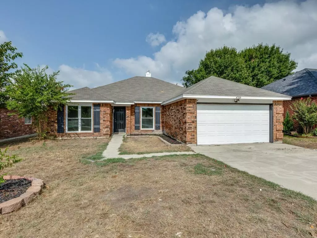 Fort Worth, TX 76135,4709 Saint Thomas Place