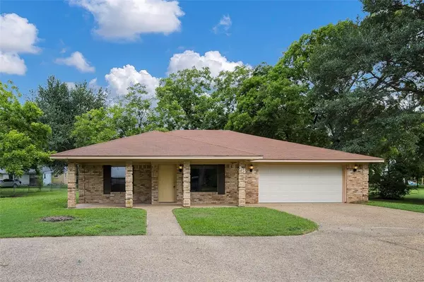 315 Meredith Street, Eustace, TX 75124